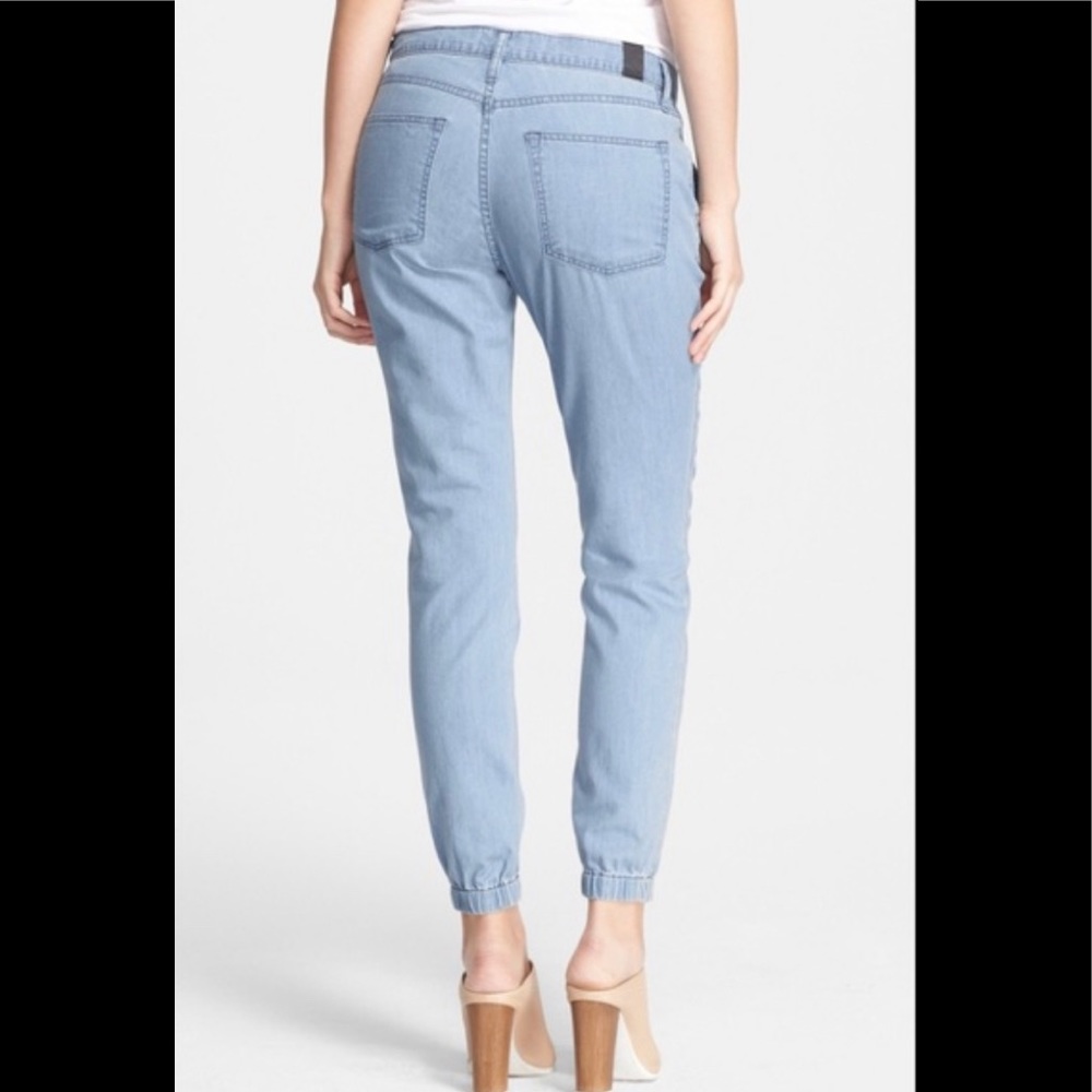 🆕VINCE JOGGER PANTS LIGHT WASH SIZE 28